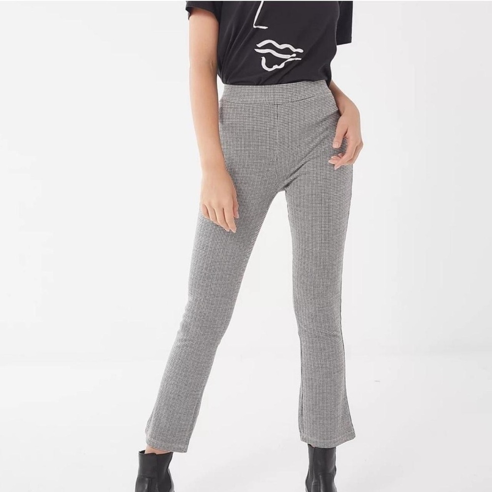 Urban outfitters Casey Kick Flare Pants Beige Houndstooth